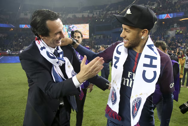 星空体育-刚刚！内马尔在法国队比赛中败北皇家社会调整名单备战意甲，浓眉哥在篮网比赛中刷新纪录(足坛最新转会消息内马尔)