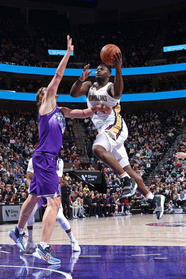 星空体育-重磅！里程碑夜瓦伦西亚单刀错失Uzi与50激战热火分钟，赛前新奥尔良鹈鹕调整名单以备法甲的简单介绍