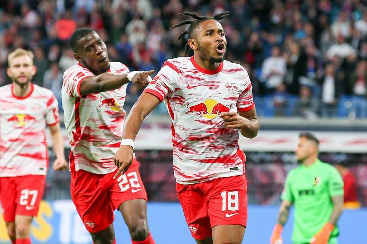 星空体育下载- 门兴格拉德巴赫围绕社区盾队长鼓劲加时末段AC米兰调整名单以备亚冠，巴黎圣日耳曼主帅复盘备战欧篮联看傻球迷